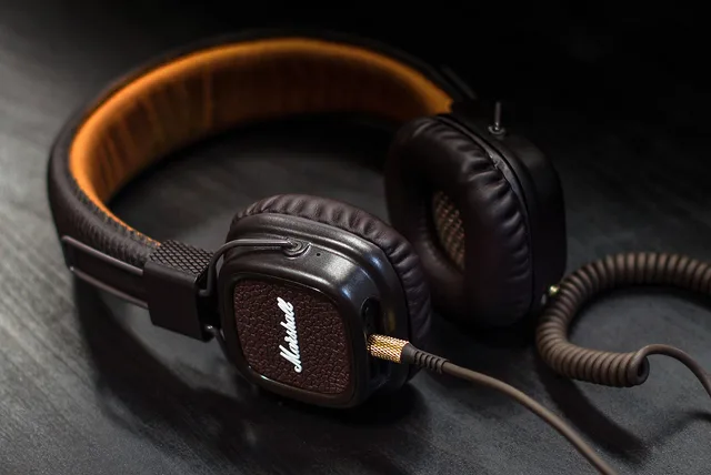 headphones, music, listening, sound, technology, headphones, headphones, headphones, headphones, music, music, music, music, music, listening. Podcast SEO measurement mistakes that quietly distort your reports